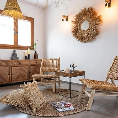 Haus In Afantou - Privater Parkplatz Und Pool Holiday home
