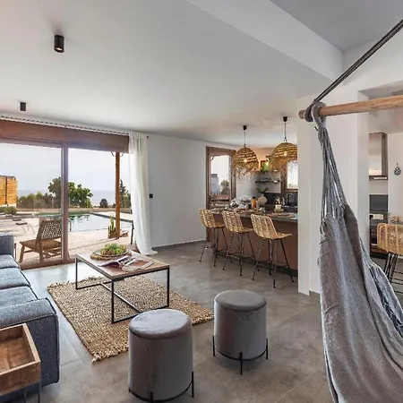Haus In Afantou - Privater Parkplatz Und Pool *